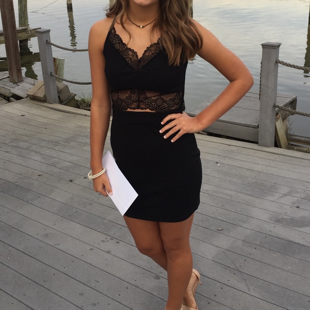 Black Lace Homecoming Dress!!